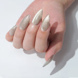 Aurora Queen Moon Light Magnetic Gel Set – Kore’den Işıltılı Cat-Eye Koleksiyonu